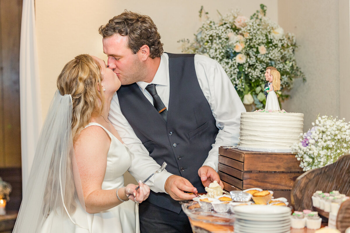 Patricia & Joey Wedding 09.24.22 - Hailey June Photography-6