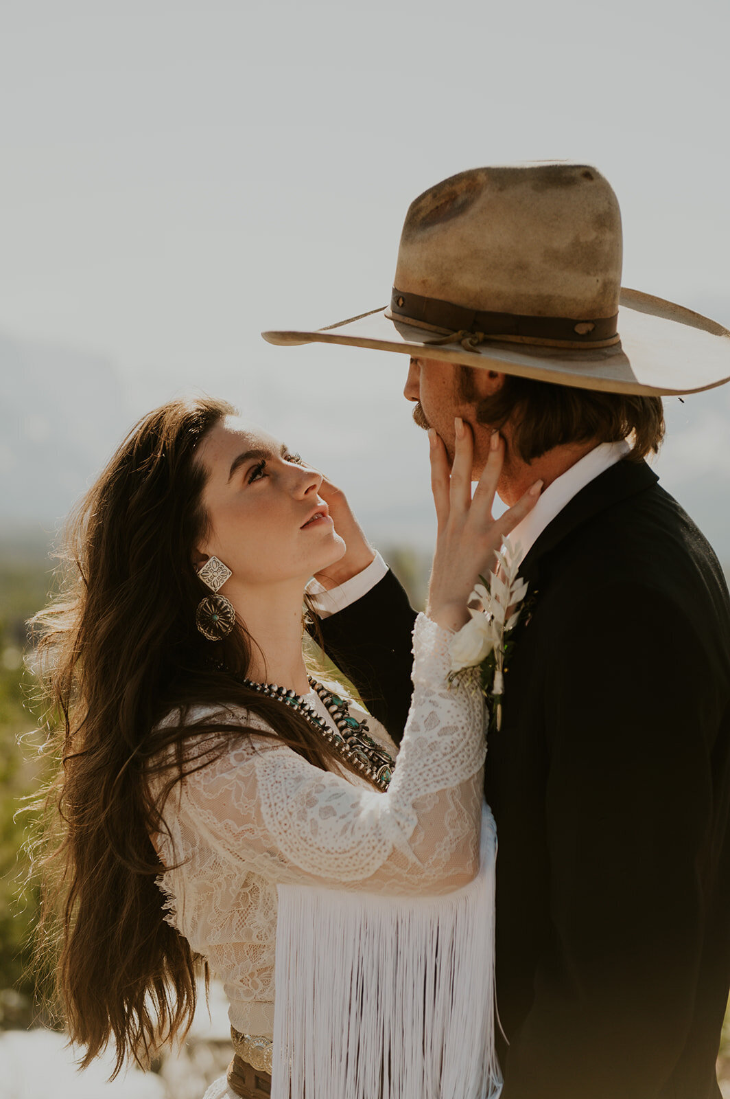western-boho-glacier-park-elopement-presley-gray-photo-9442