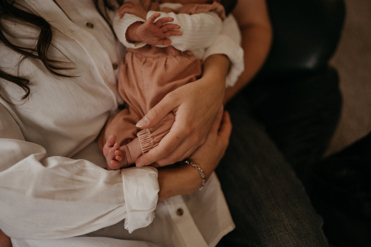 Beyond the Pines Photography Midwest Newborn Photographer - Oakley4320