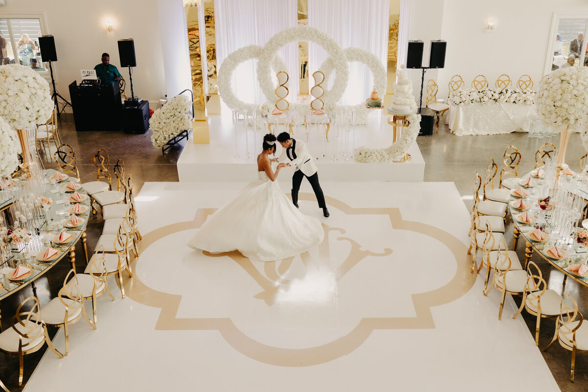 dallas wedding decorator