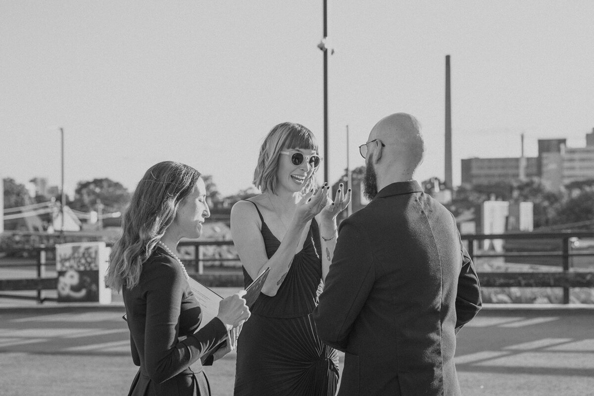toronto-city-elopement-kensington-market-freespirited-romantic-fun-authentic-wedding-photography-2597