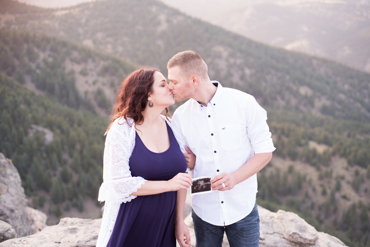 Denver maternity photographer + alyssa lucero photography + denver birth photographer + colorado maternity photographer + boulder maternity photographer + denver newborn photographer-37