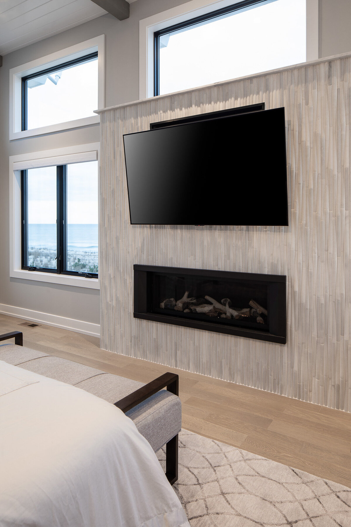 Burlington-Ave-by-Faye-Roeber-Interiors-15