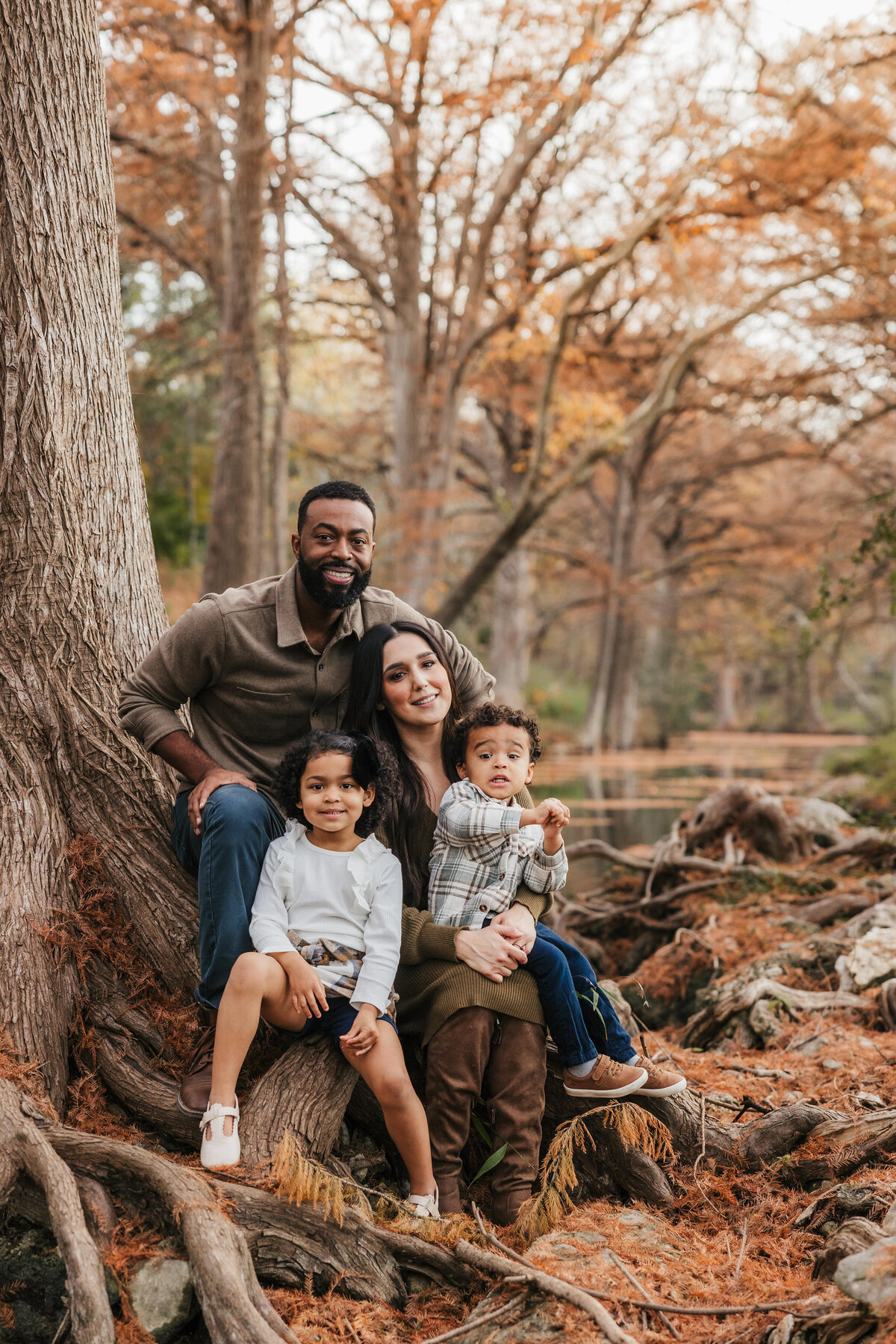 family-smiles-in-wimberley