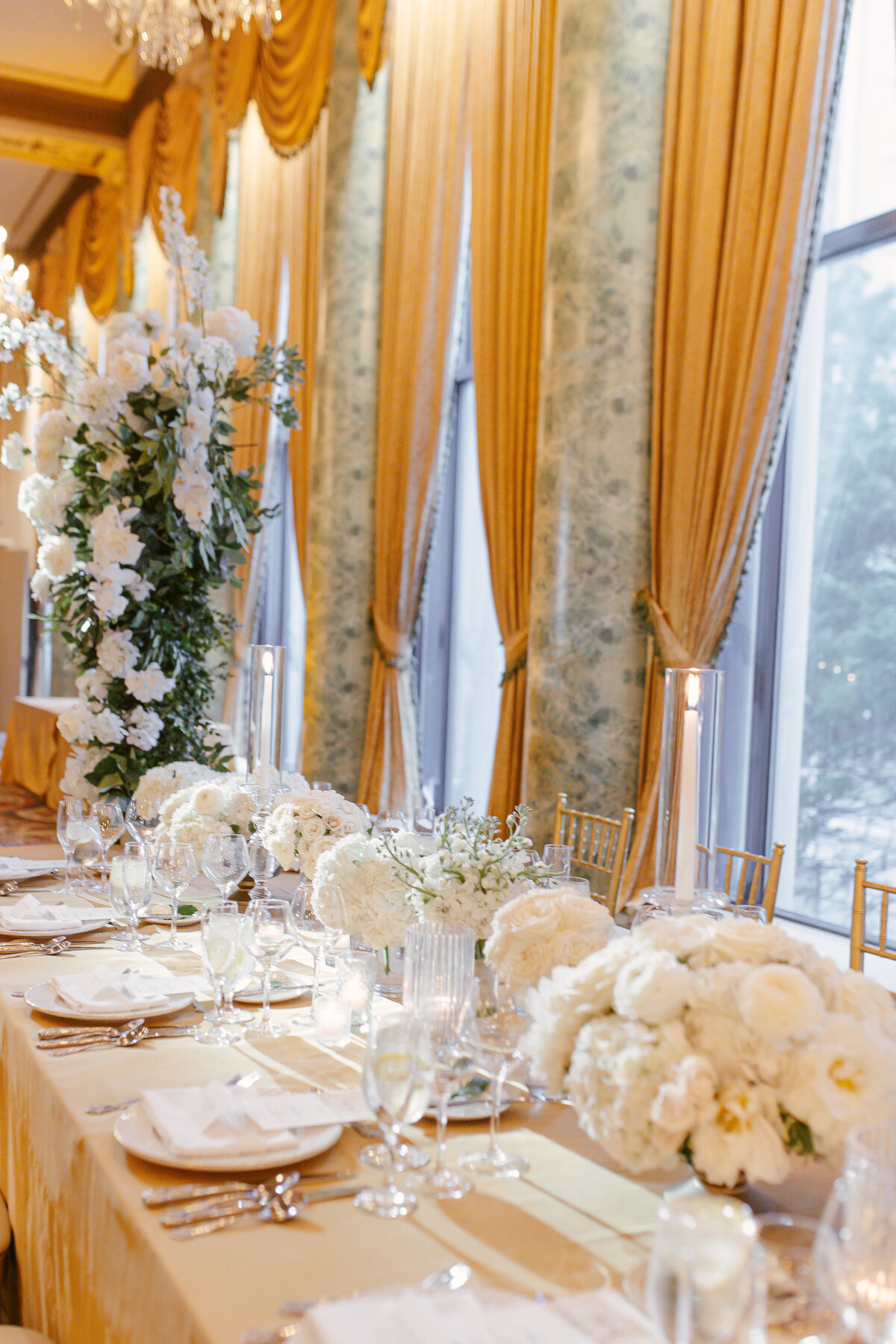 Chicago luxury editorial wedding photographer (The Drake hotel Princess Diana Suite Milton Lee Olive Park) 14-9