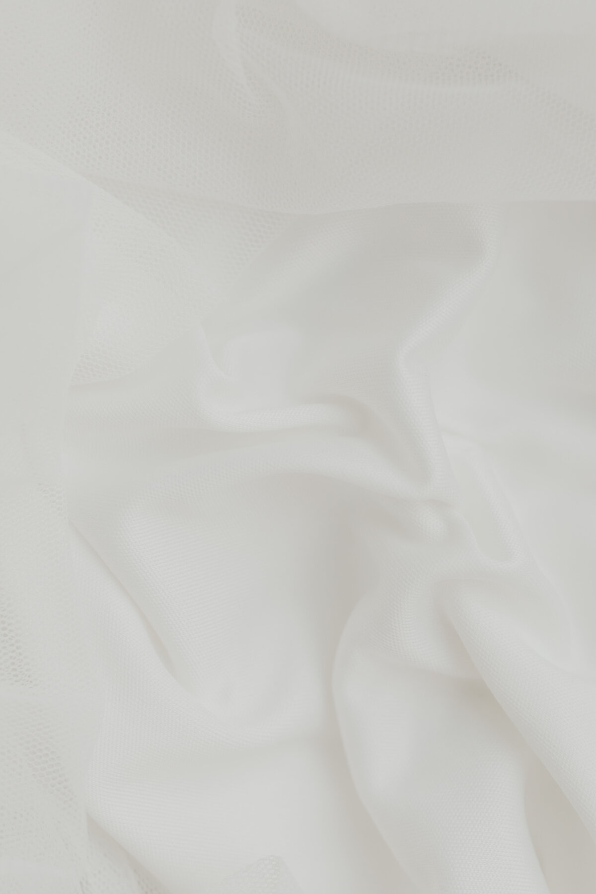 kaboompics_macro-fabric-photography-high-quality-close-ups-of-textures-and-details-30004