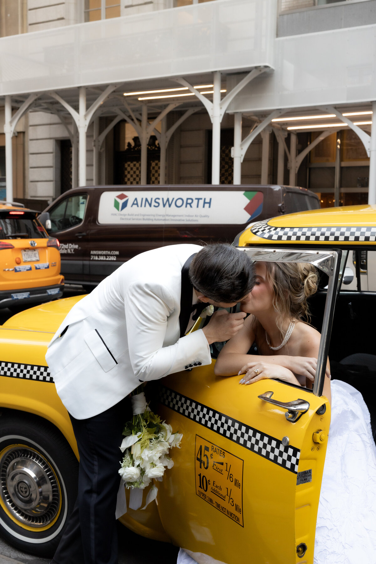terrace-nyc-wedding-elegant-couple-151