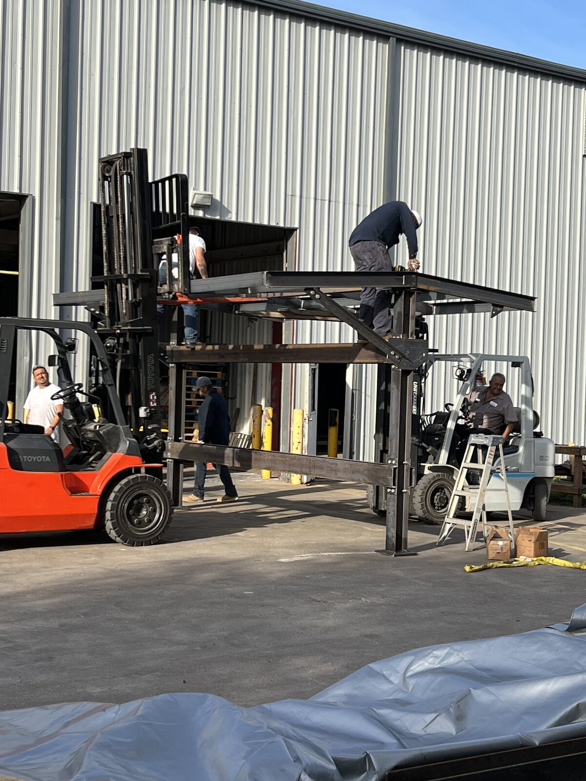Steel Buildings- Steel Utility Stand