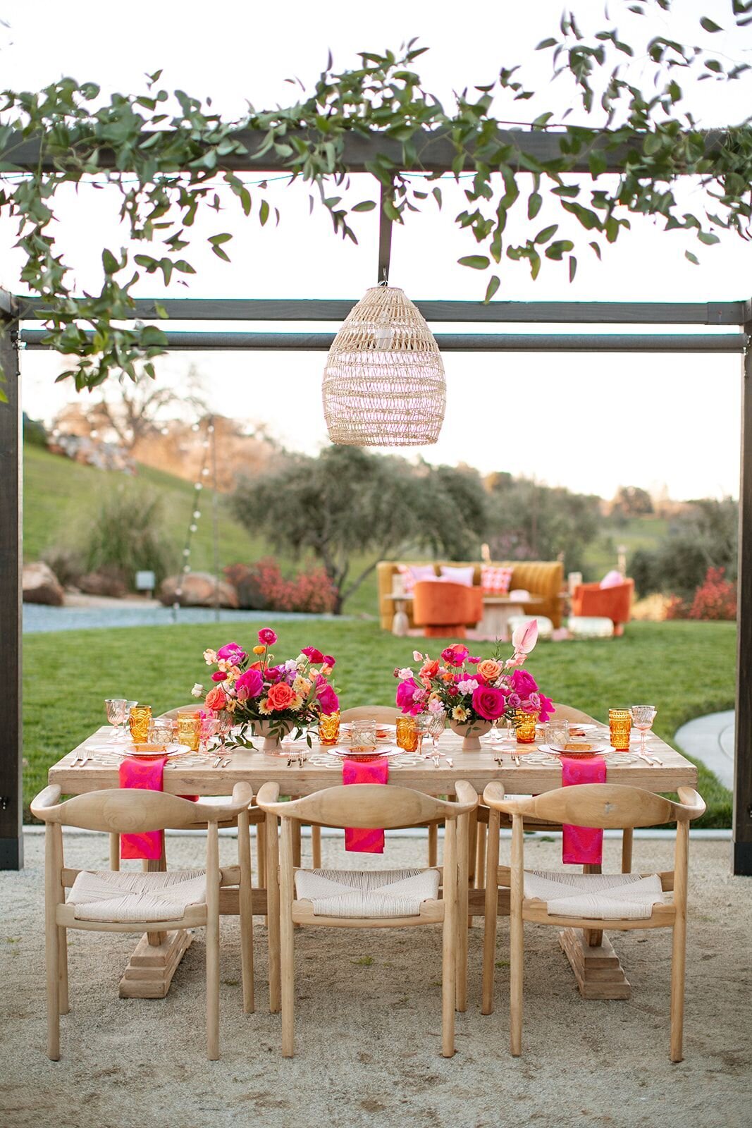 greenery-draped-cabana