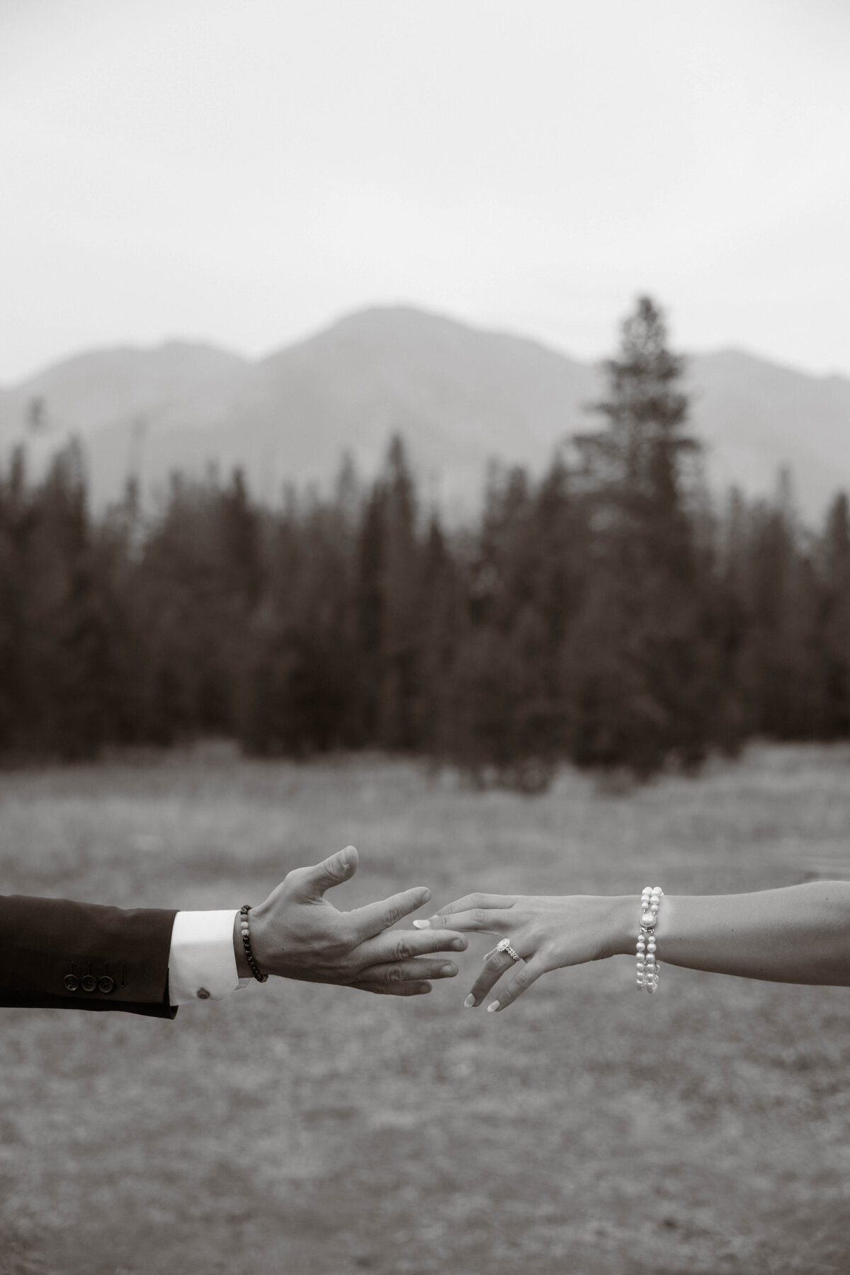 sun-valley-idaho-mountain-wedding-krysta-timmons-photography-luxury-destination-60