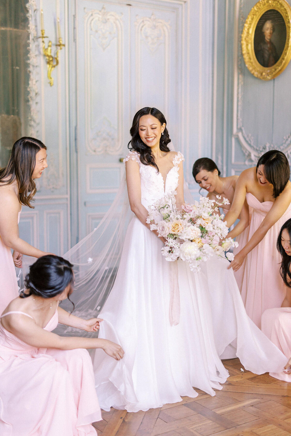 Maïlys Fortune Photography Husband Wife Wedding Weddings Photography France Switzerland Italy Timeless Dreamy Imagery Bilingual French English Destination Weddings Destination Wedding Provence French Riviera Paris Lake Como Tuscany55