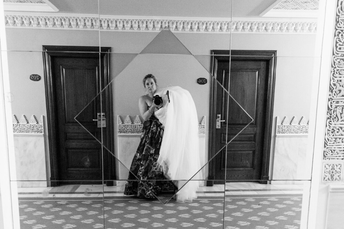 AbieLivesayPhotography-GranadaSpainWeddingPhotographer-BoutiqueWeddingPlannerSpain-PalaciodelosCordovaWedding-CaraClay-11