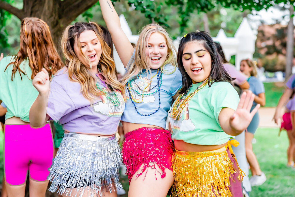 3 SLU girls on bid day cheering