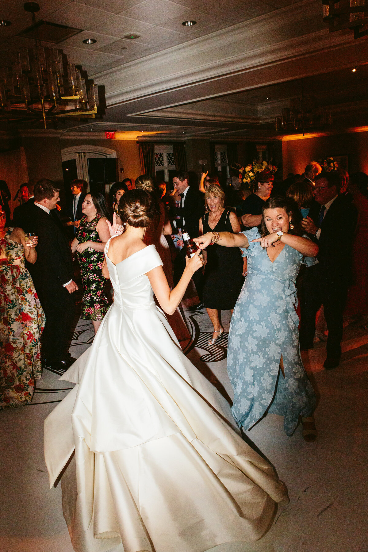 NicodemCreative-Kitty+SpencerWedding-ButterfieldCountryClub-999