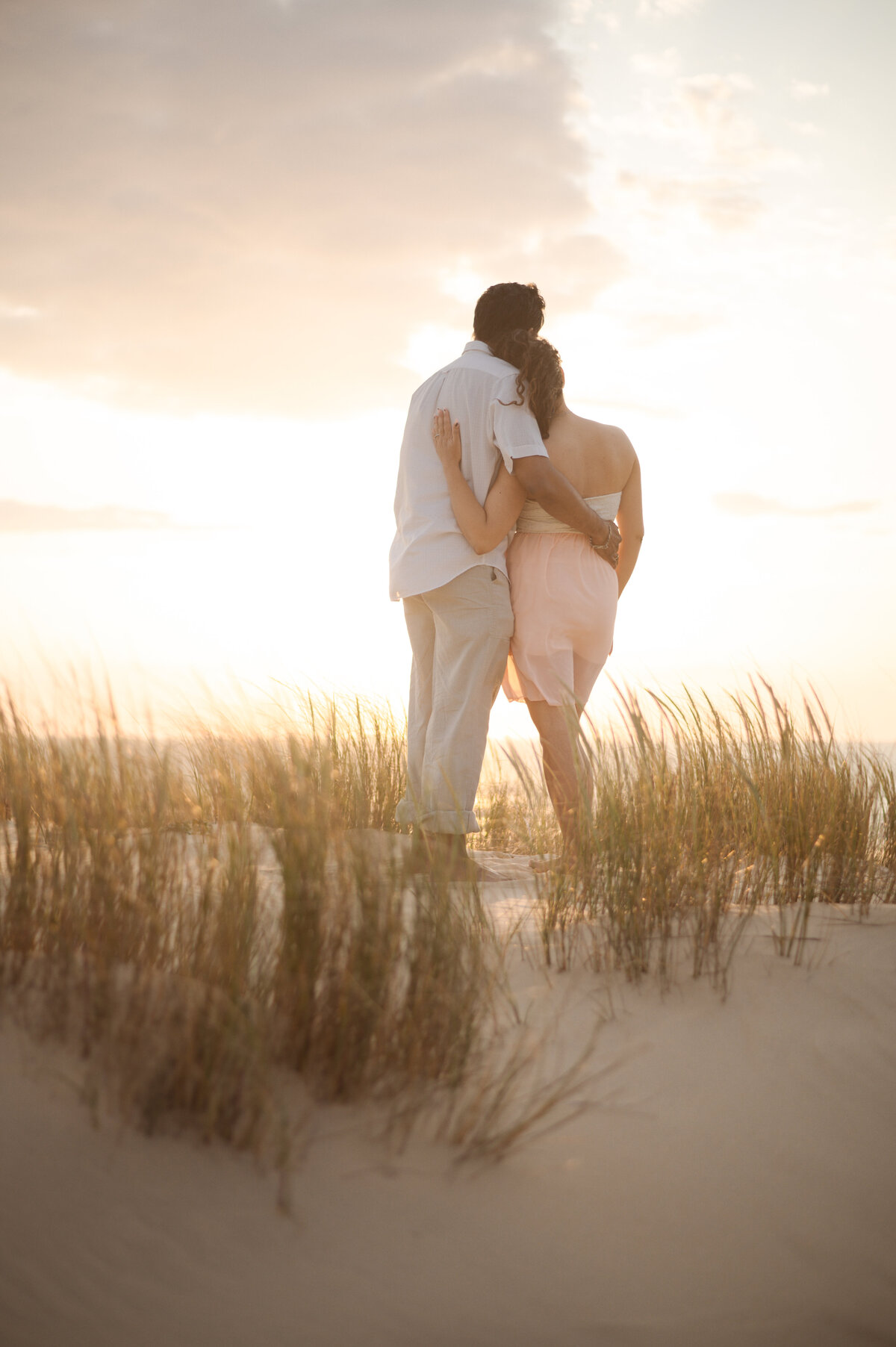 séance-photo-couple-à-la-plage-proche-bordeaux3