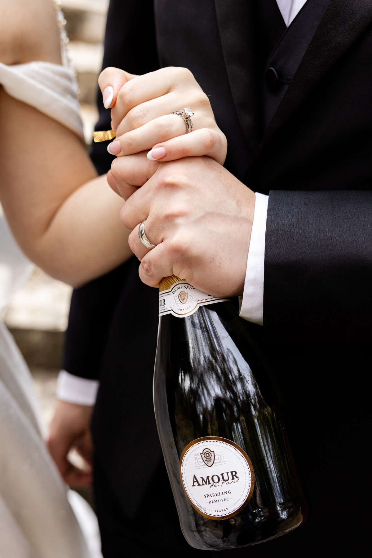 irvine-park-st-paul-mn-wedding-party-fun-photos-6