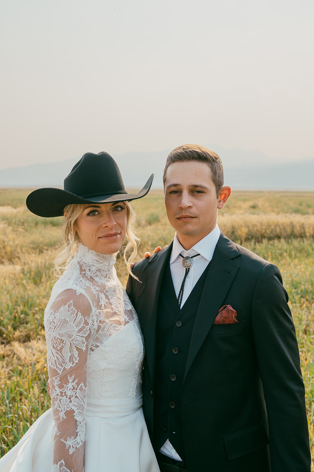 presley-gray-photo-Deerlodge-rustic-western-Montana-wedding-4332