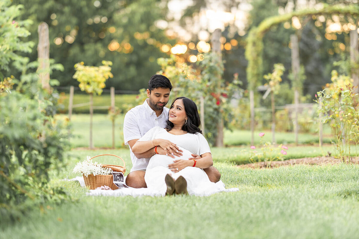 rose-garden-maternity-session-connecticut-1