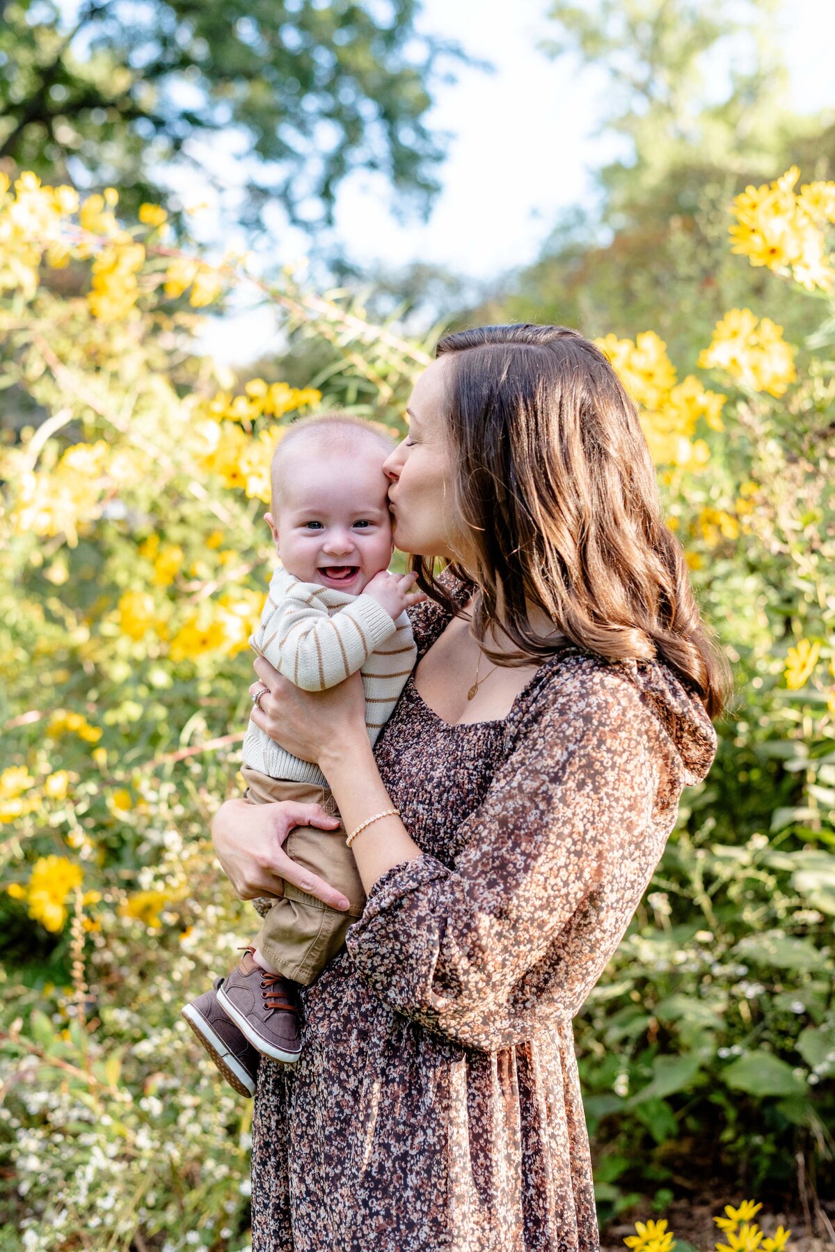 Raleigh-NC-fall-mini-session-Magnolia-and-Grace-Photography-Co-Mapleton-Coker-Arboretum-SamanthaH# (1)-4