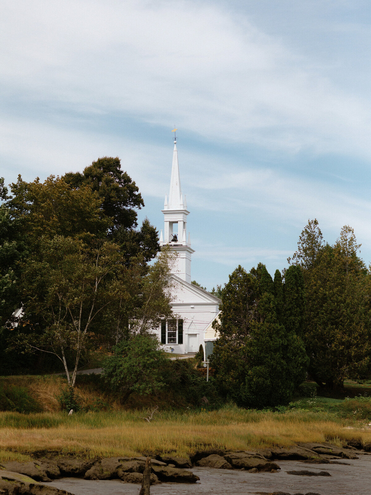 Private_Estate_Maine_Coastal_Wedding_LevKuperman_023