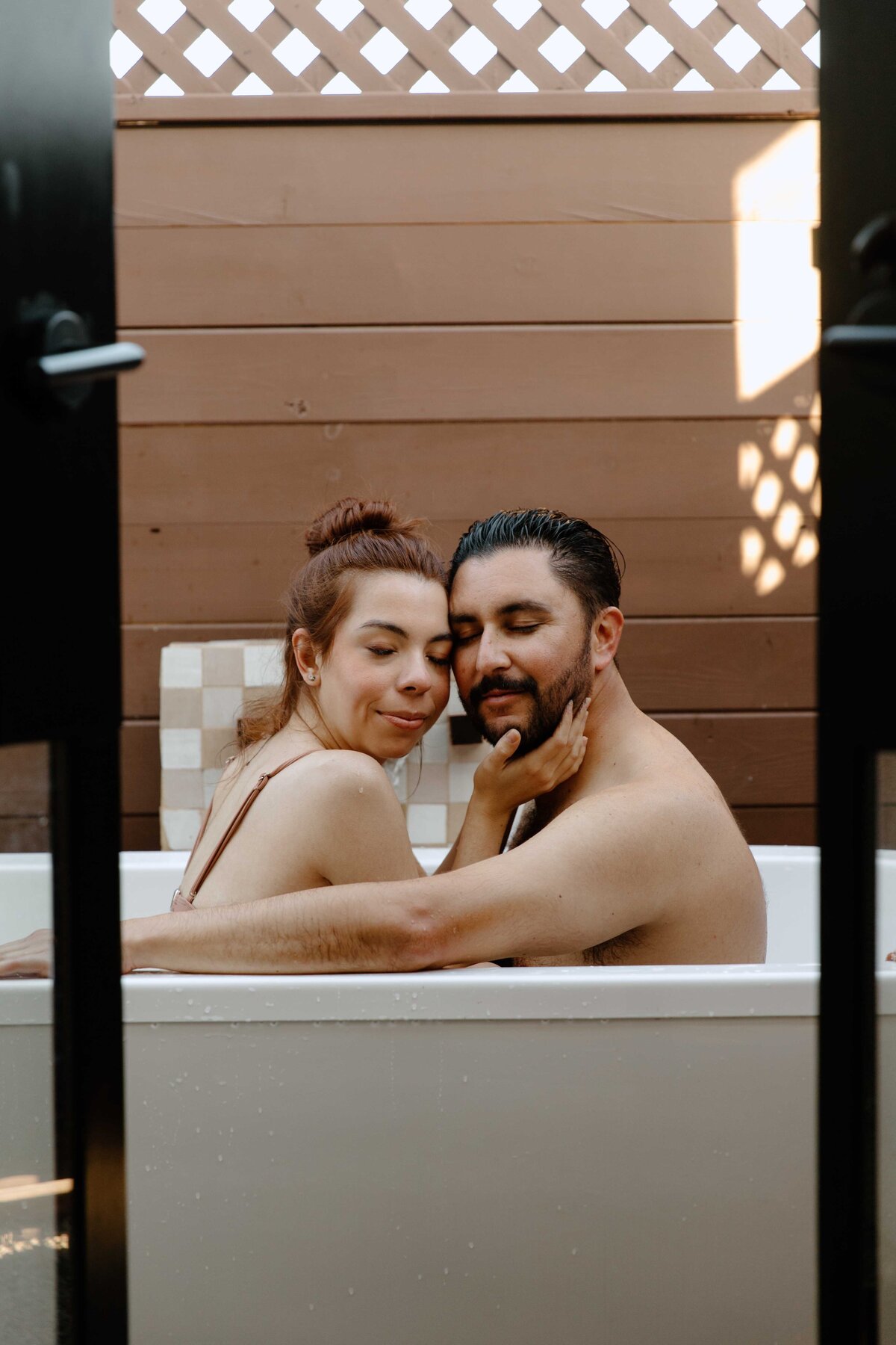 Hot-Tub-Couples-Session_0650