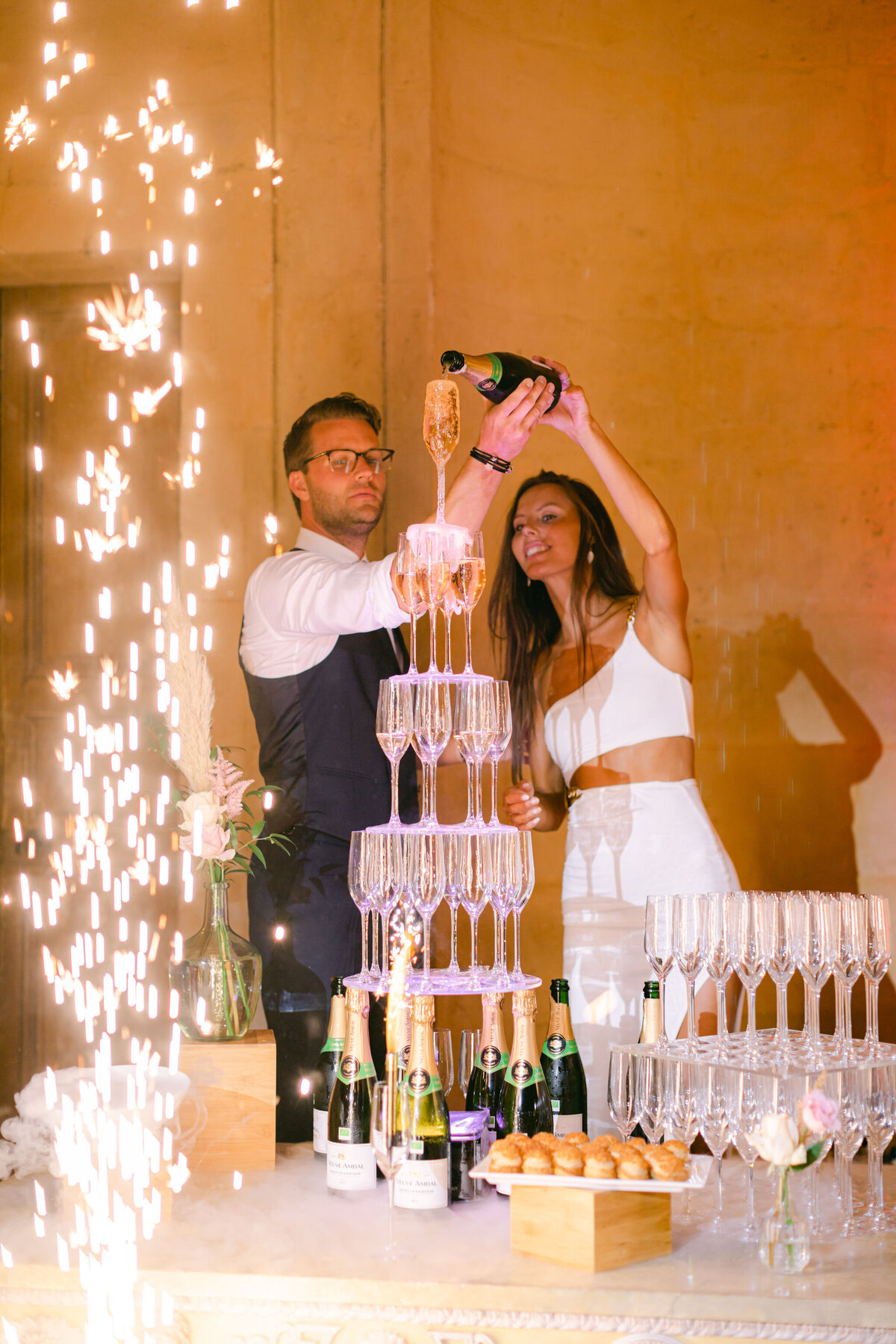 725-22juillet2022-Rosa&Laurens-WeddingatChateaudeVallery-CélineChanPhotographie
