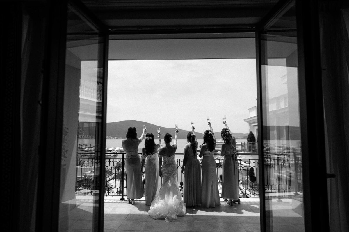 W7-Wedding-Photos-Emily-and-Michael-2024-05-26-2500px-1079