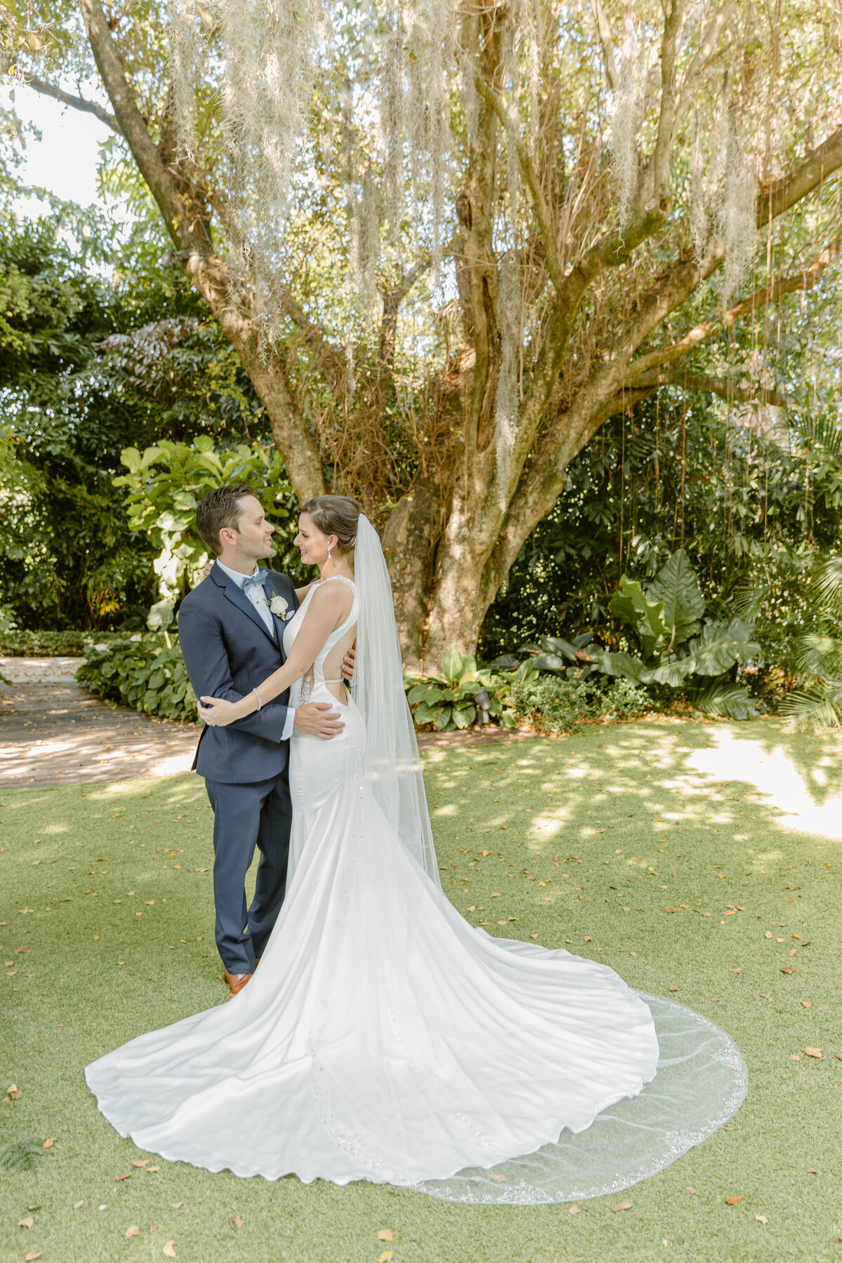 Lianni & Andy's Wedding at Killian Palms Country Club - Melanie Anne  Photography