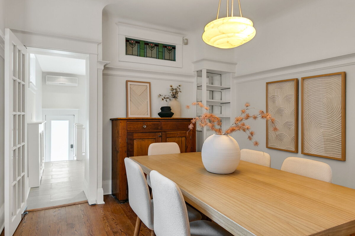17-web-or-mls-12_006_Dining Room