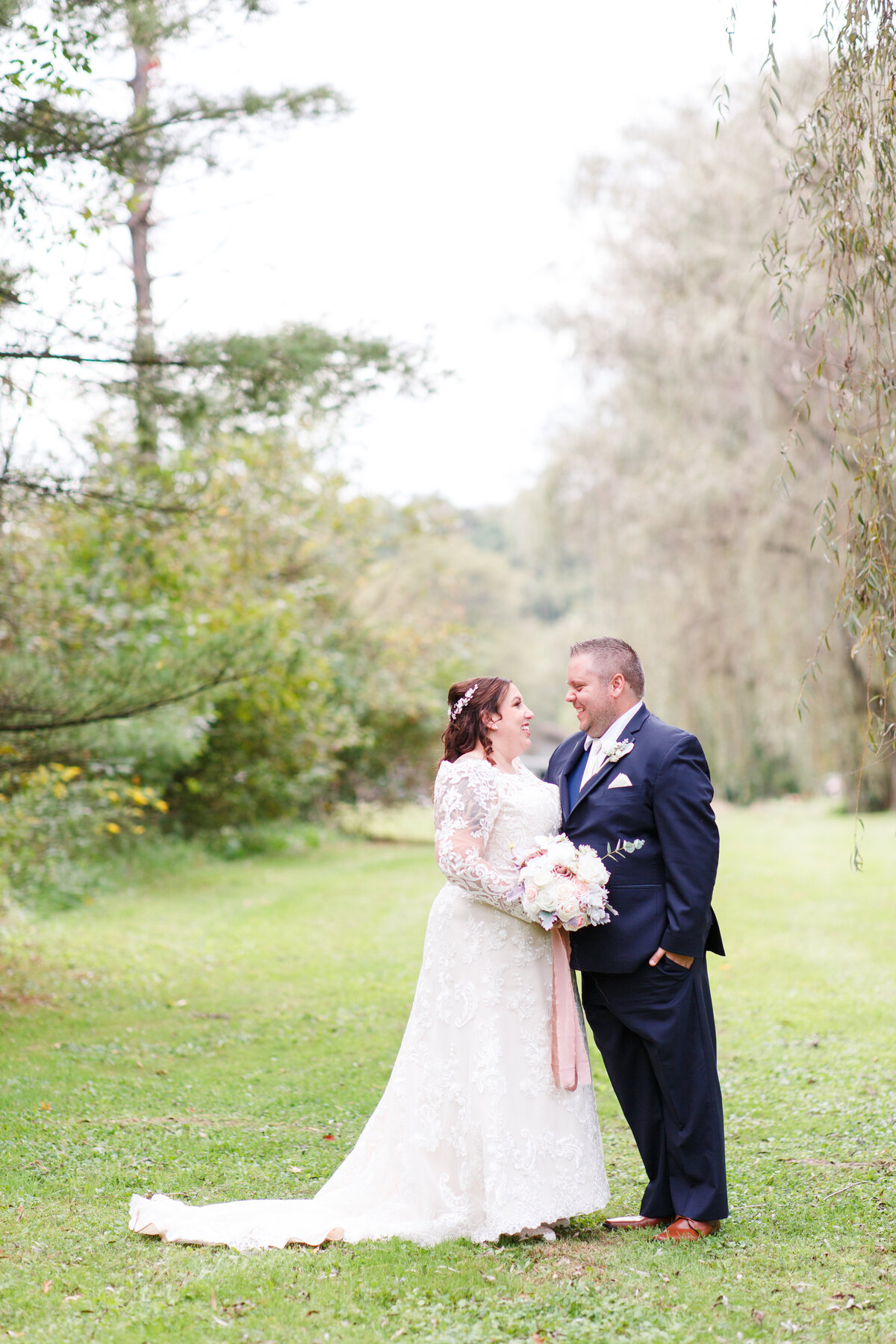 emily-alan-wedding-photos-213