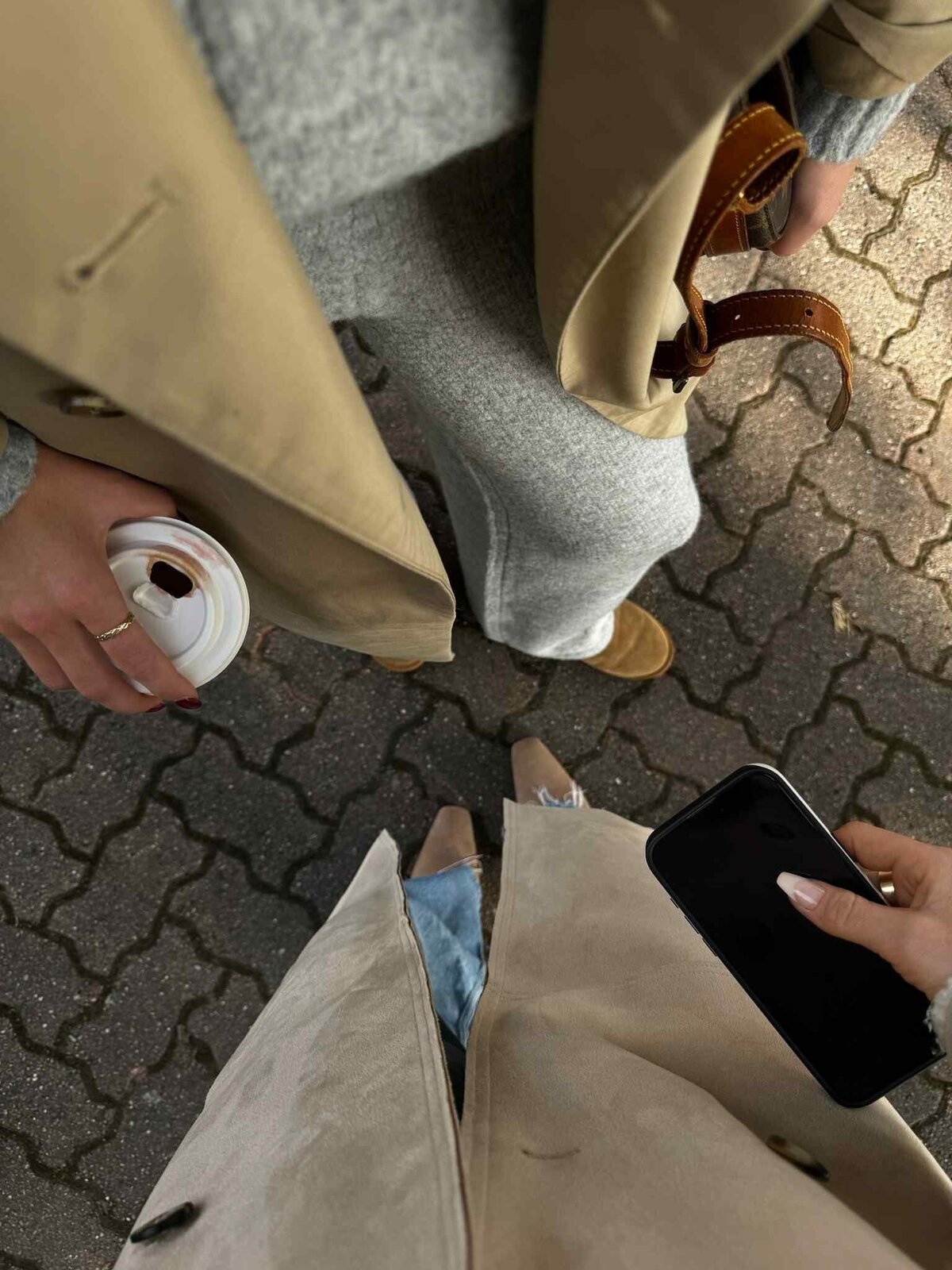 VIVRE-coffee-shop-brunch-espresso-champagne-mom-influencer-entrepreneur-work-from-home41