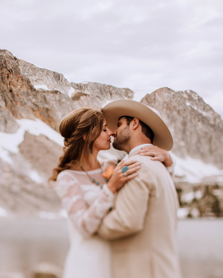 Liz+Osban+Photography+Wedding+Elopements+Cheyenne+Wyoming+Laramie+Denver+Colorado+Rocky+Mountain+National+Park+Grand+Teton+Bride+photographer+best+same+sex+lbgt+travel+destination+adventure+intimate4