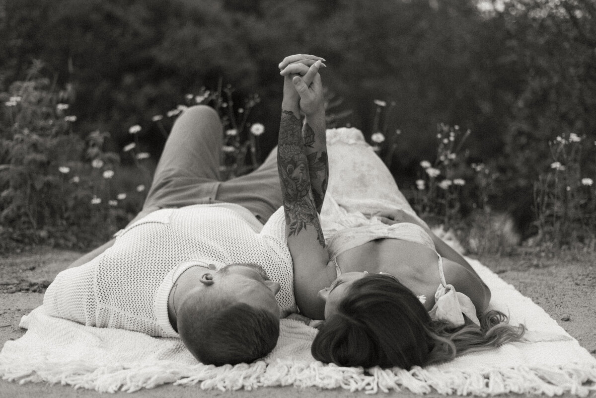 AllieJenningsPhoto-StephChad-Engagement-cottage-muskoka-lake-lifestyle-67