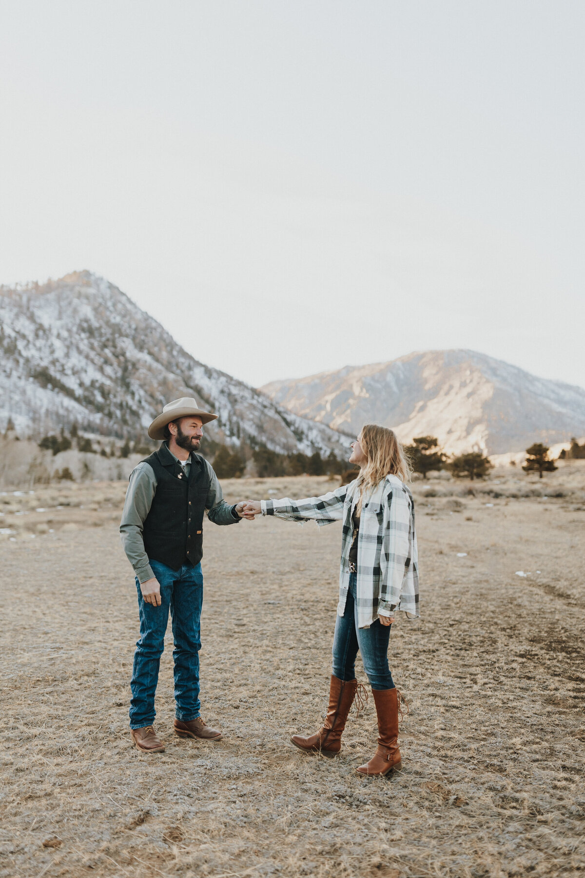 fort-collins-colorado-engagement-session-photographer-in-the-poudre-canyon-near-bellvue-next-to-the-poudre-river-9