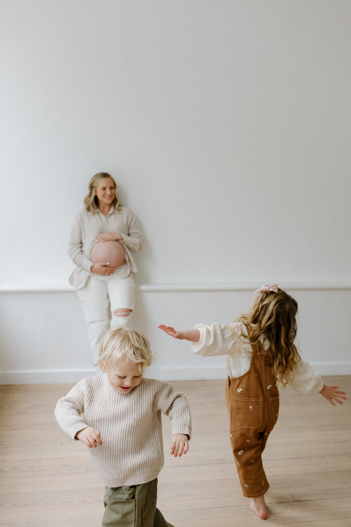 Austin-Lifestyle-Photographer- Downs Maternity Story-39