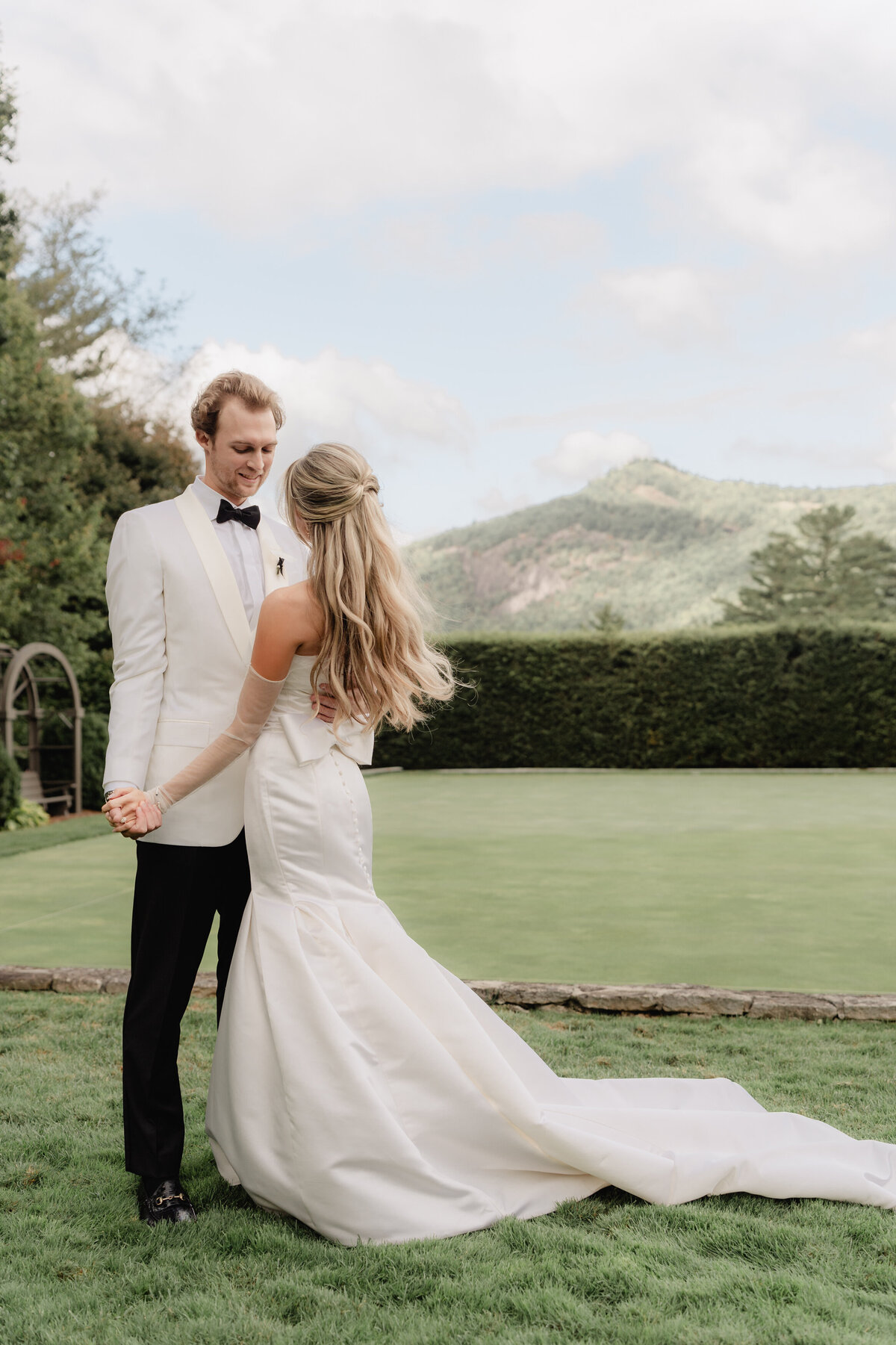 Bride and Groom at Chattooga Club Cashiers NC by Wedding Photographer Nick Francis-26