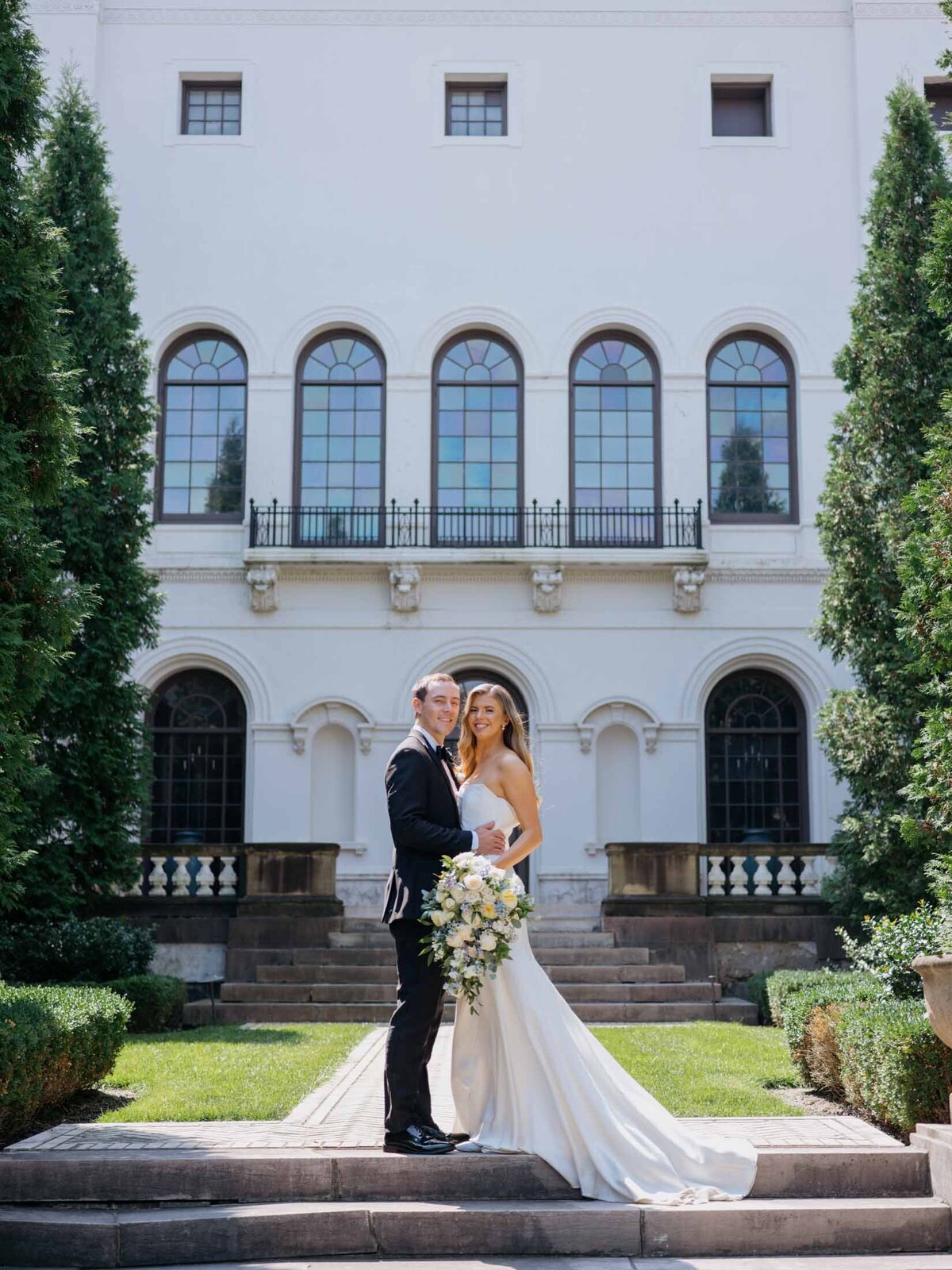 Bride and groom at the Hay-McKinney Mansion Courtyard at Cleveland History Center