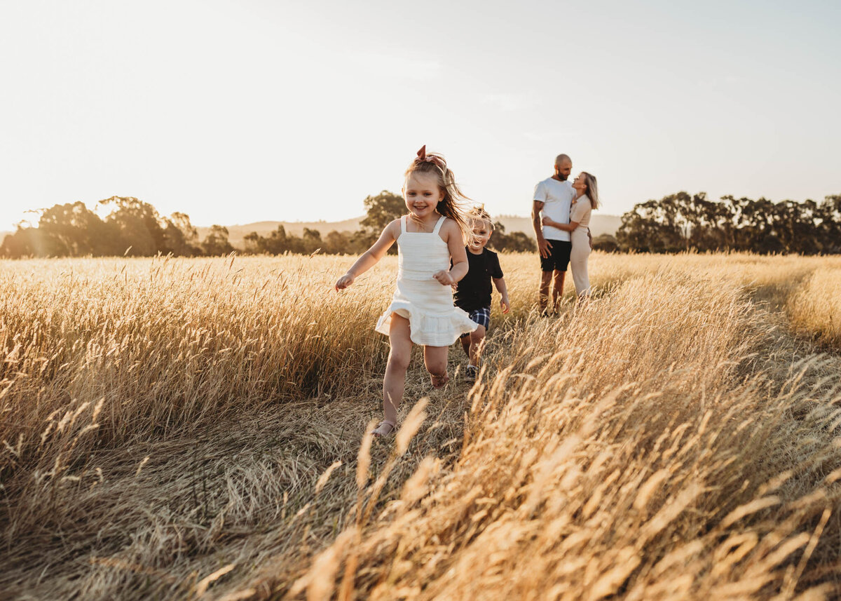 Outdoor-Family-Photography-Megan-Browne-Photography-Melbourne-Family-Photographer (31)