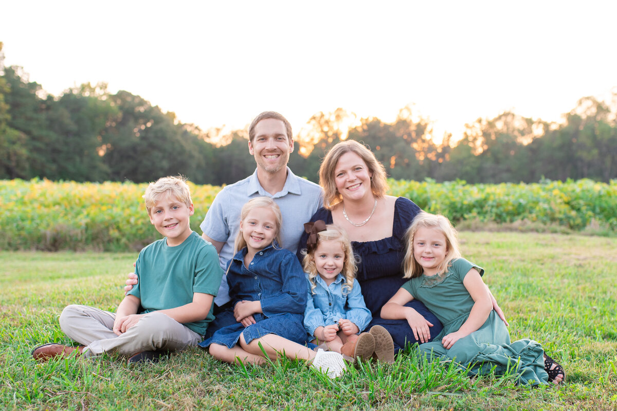 Richmond Va. Maternity photo shoot by family photographer
