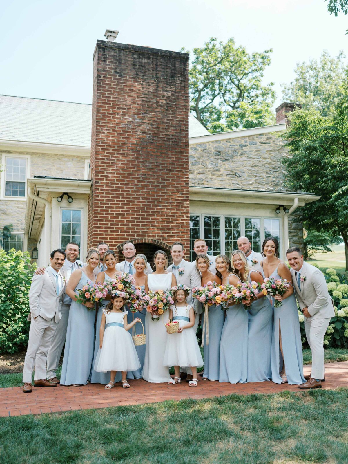 farm-at-eagles-ridge-lancaster-wedding-066