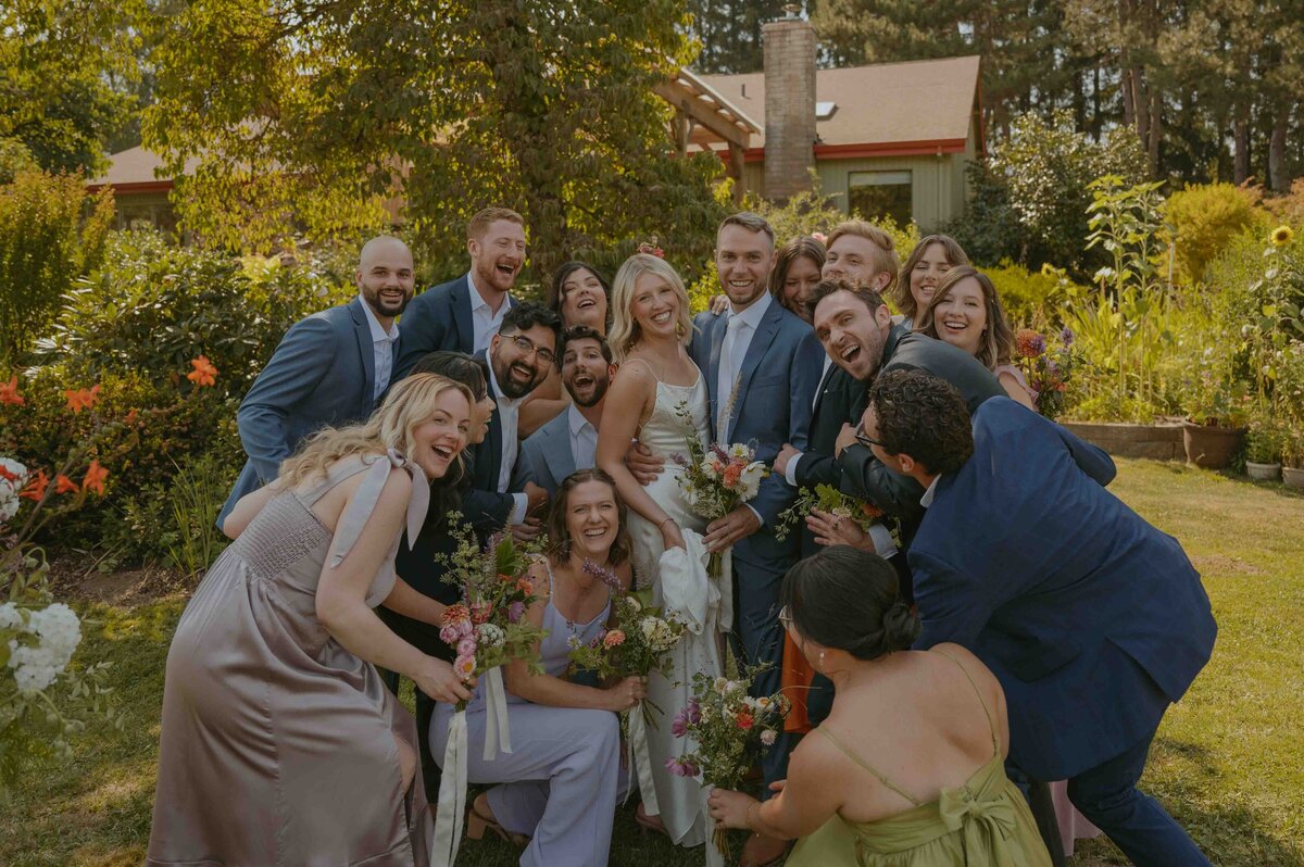 Oregon-Vineyard-wedding-photos-30