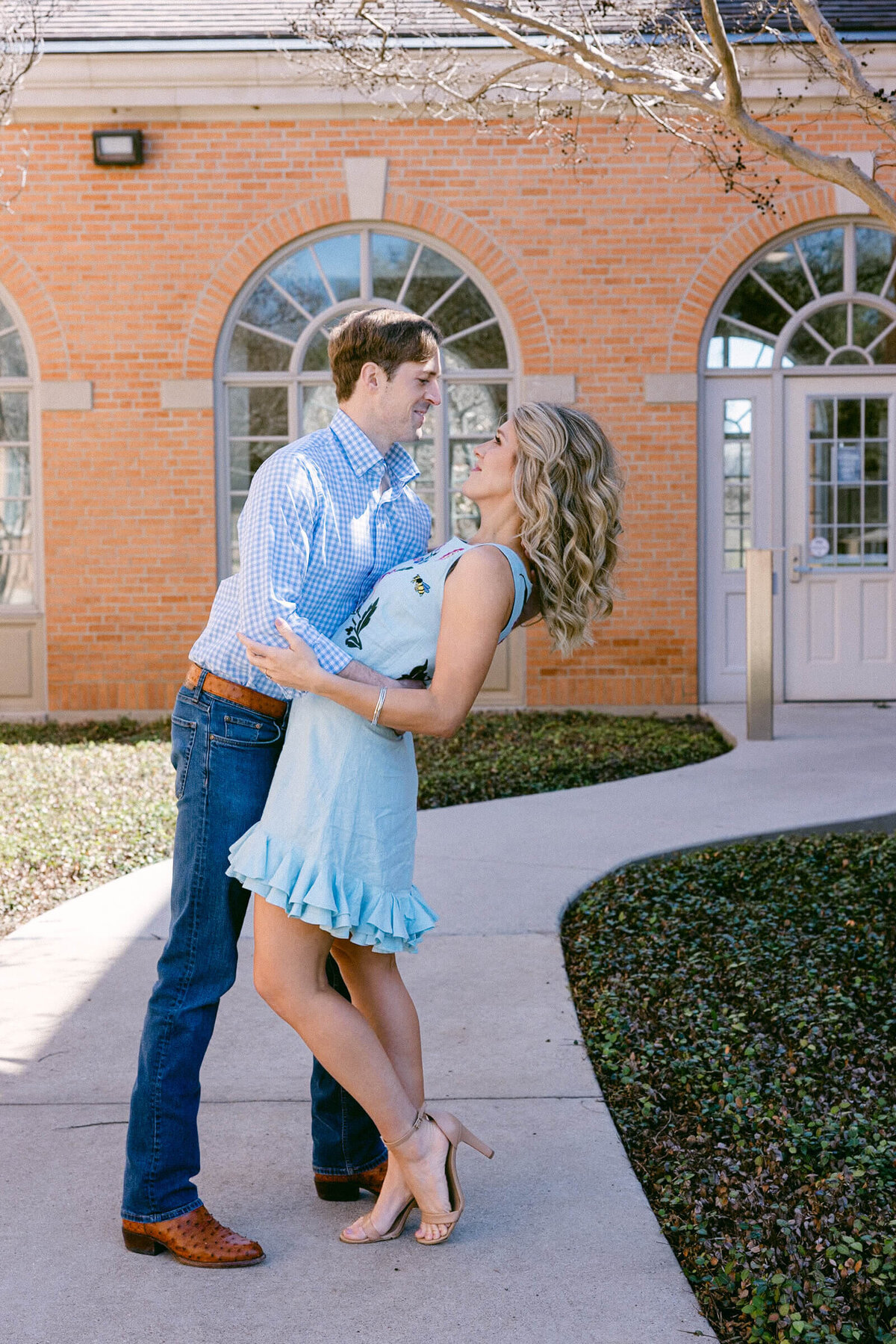 A wedding engagement session photo taken in Fort Worth Texas