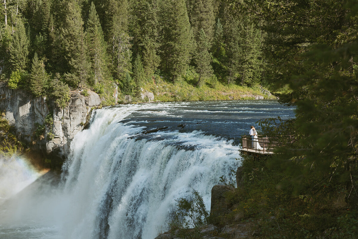 tanya-davids-photo-film-mesa-falls-yellowstone-rexburg-island-park-destination-storytelling-documentary-wedding-elopement-phototgrapher-idaho-68