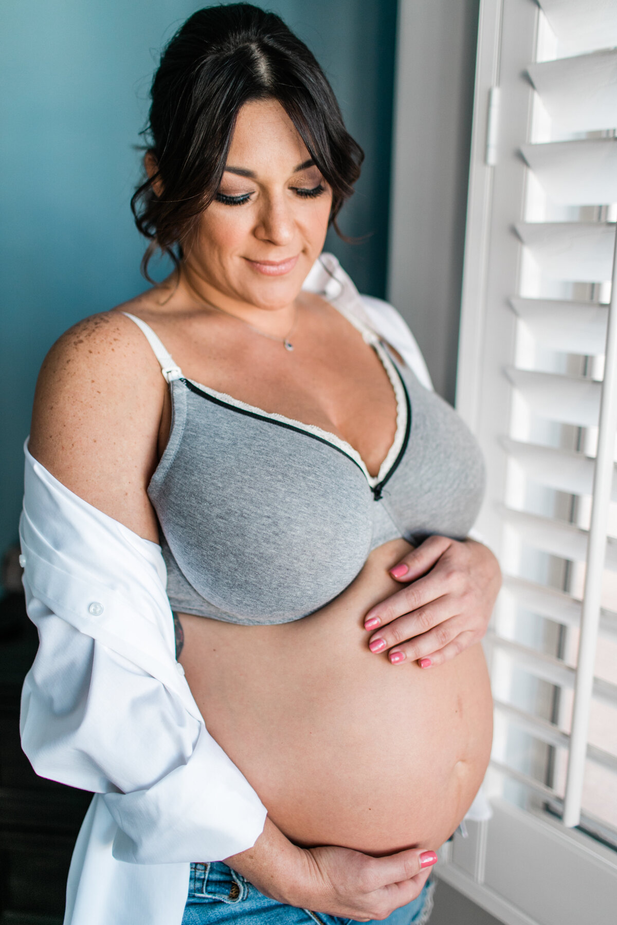 10.11.19 Jenn & Joshua's In-home Maternity Session - Las Vegas - Ivette West Photography-5