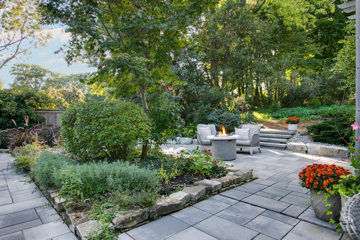 057_Backyard