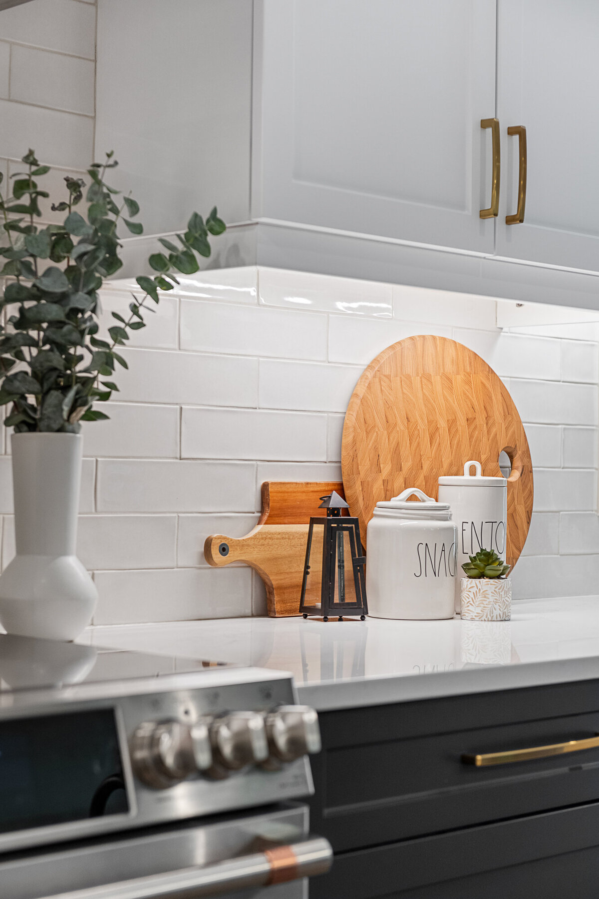 Final image of our ivory marble kitchen and interior design project.