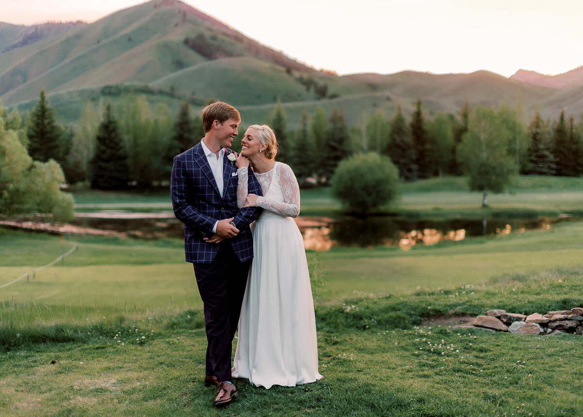 SunValley_Idaho_Destination_Wedding_Photography_Caitlin_Joyce_Photo-83