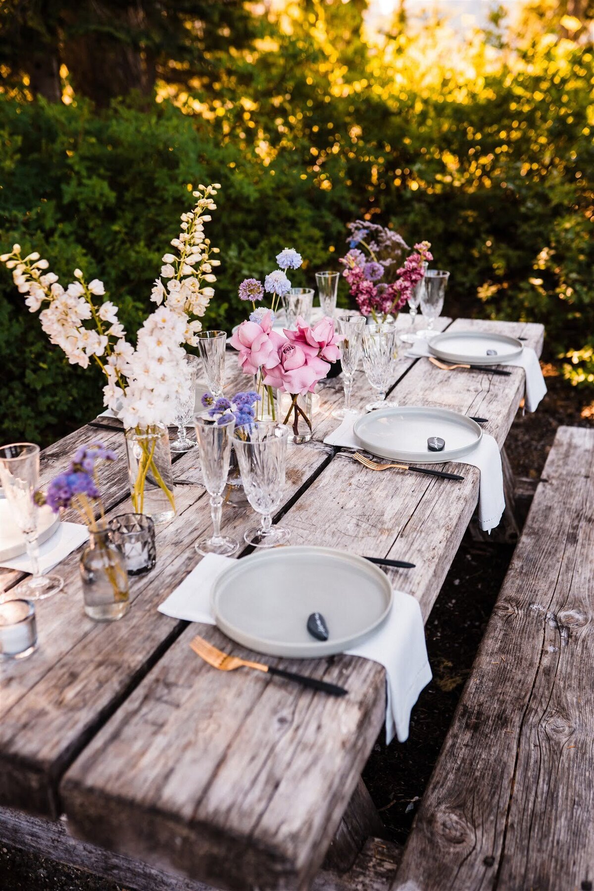 Edgy meadow-inspired elopement picnic in the North Cascades with purple and black touches!