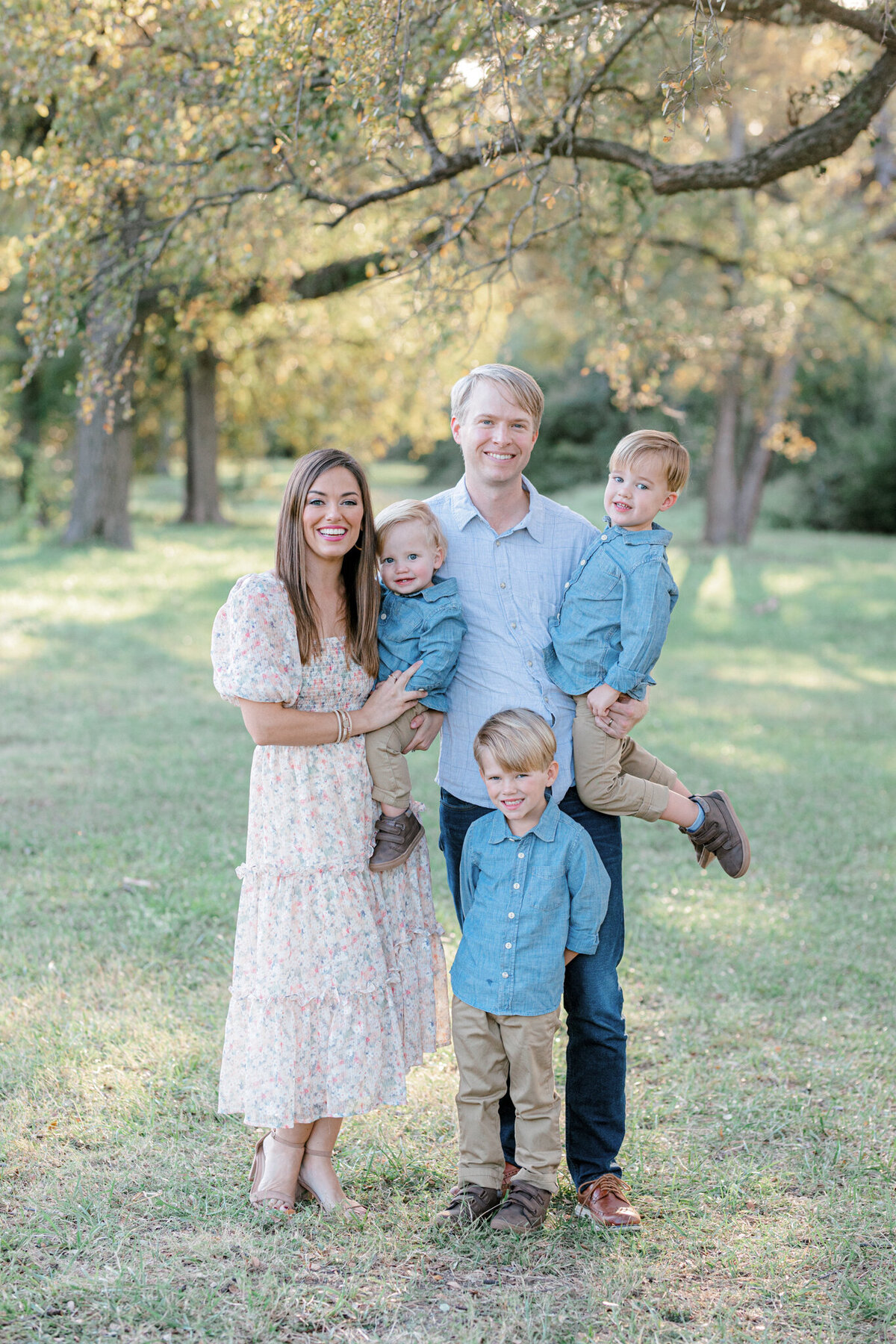 Driver Family Portraits | Fall Mini Session at Harry Moss Park | Dallas Family Photographer-8