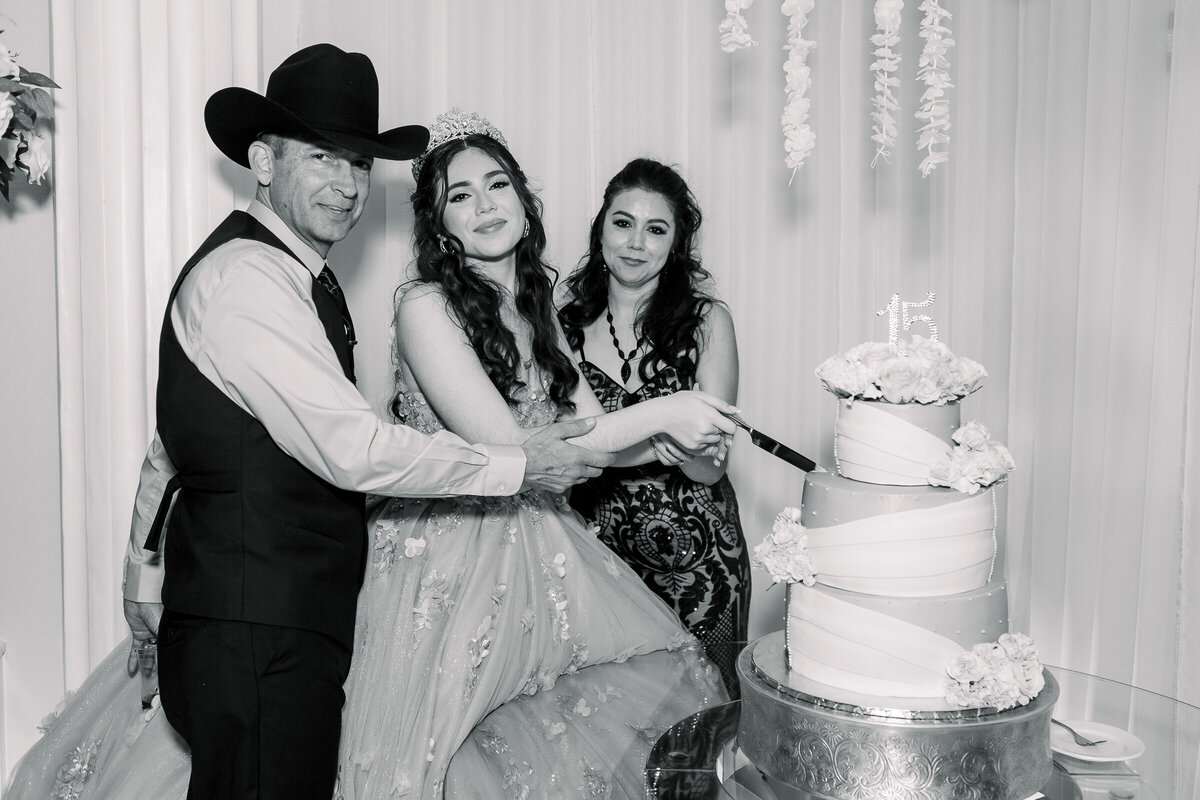 gala-events-quinceanera-indio-california-brenda-nunez-photography-46